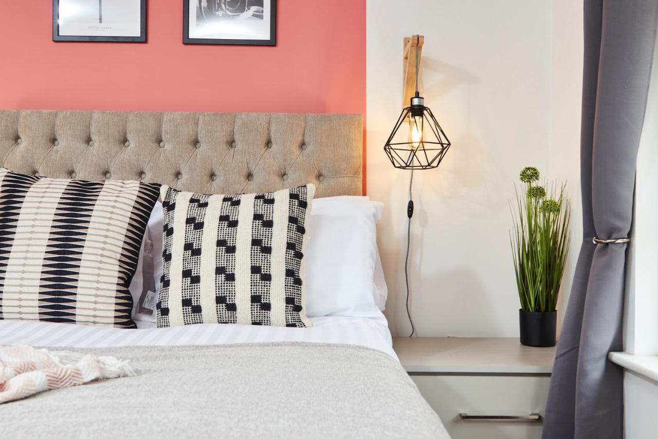 Stunning City Centre 3 Bed, 3 Bath - Sleeps 8! Leilighet Leeds  Eksteriør bilde