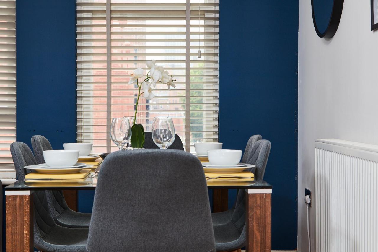 Stunning City Centre 3 Bed, 3 Bath - Sleeps 8! Leilighet Leeds  Eksteriør bilde