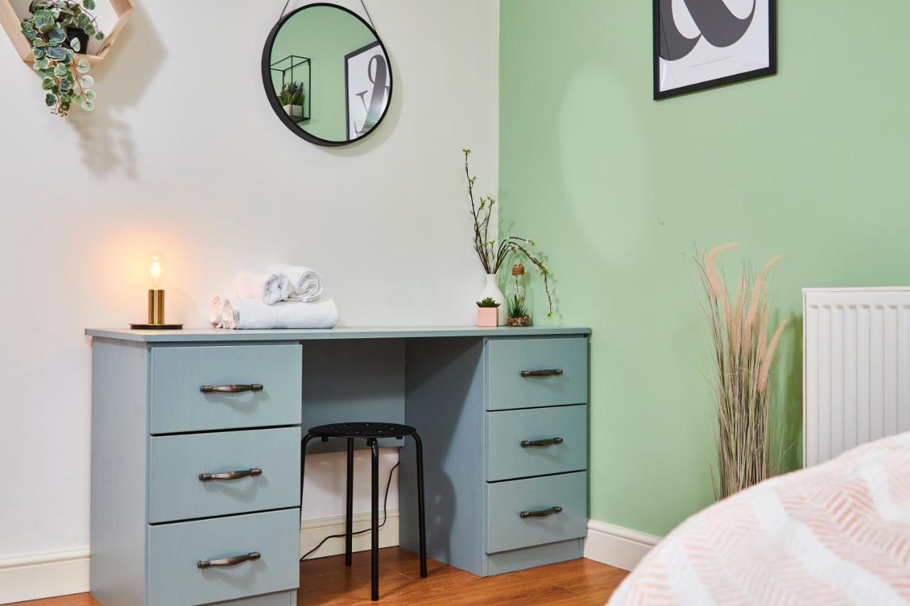 Stunning City Centre 3 Bed, 3 Bath - Sleeps 8! Leilighet Leeds  Eksteriør bilde