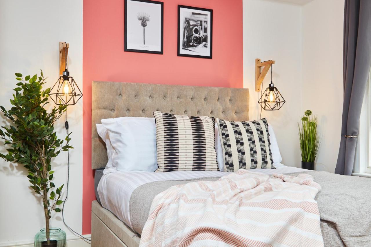 Stunning City Centre 3 Bed, 3 Bath - Sleeps 8! Leilighet Leeds  Eksteriør bilde